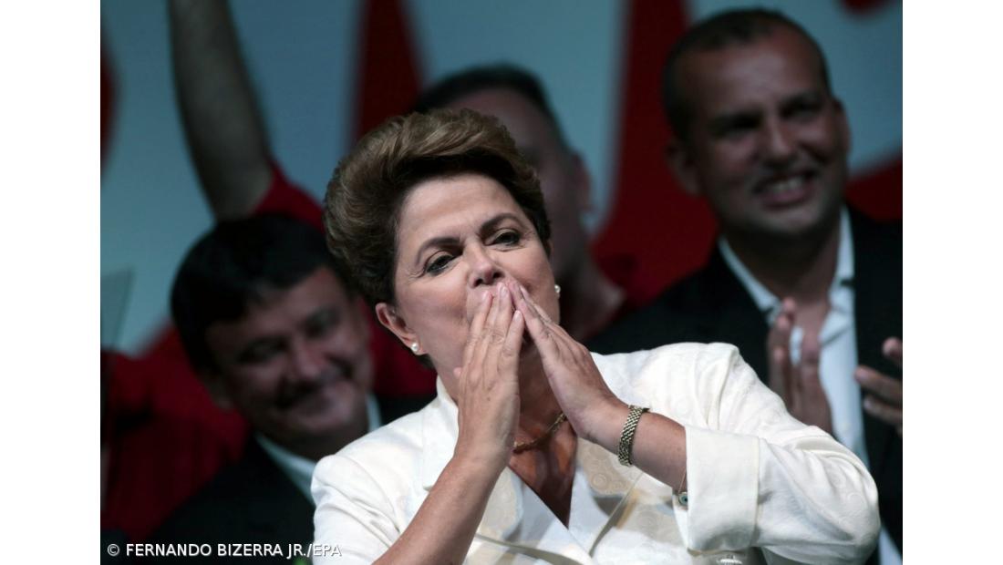 Dilma Rousseff promete mudanças a começar por reforma política