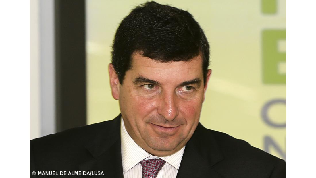  Pires de Lima elogia trabalho desenvolvido pela equipa de Stock da Cunha