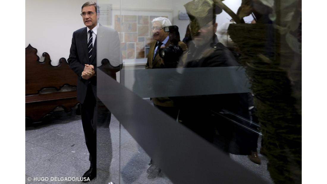 PM diz que economia estava aprisionada e que "donos do país estão a desaparecer"