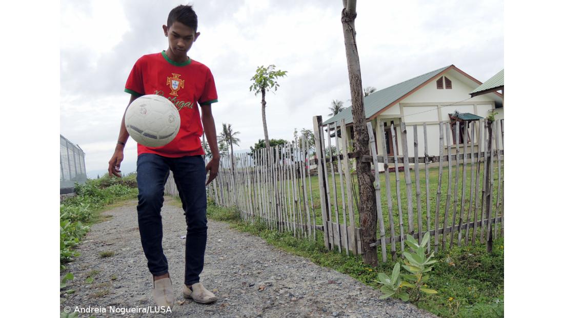 Martunis mantém paixão por Portugal onde quer jogar futebol profissional