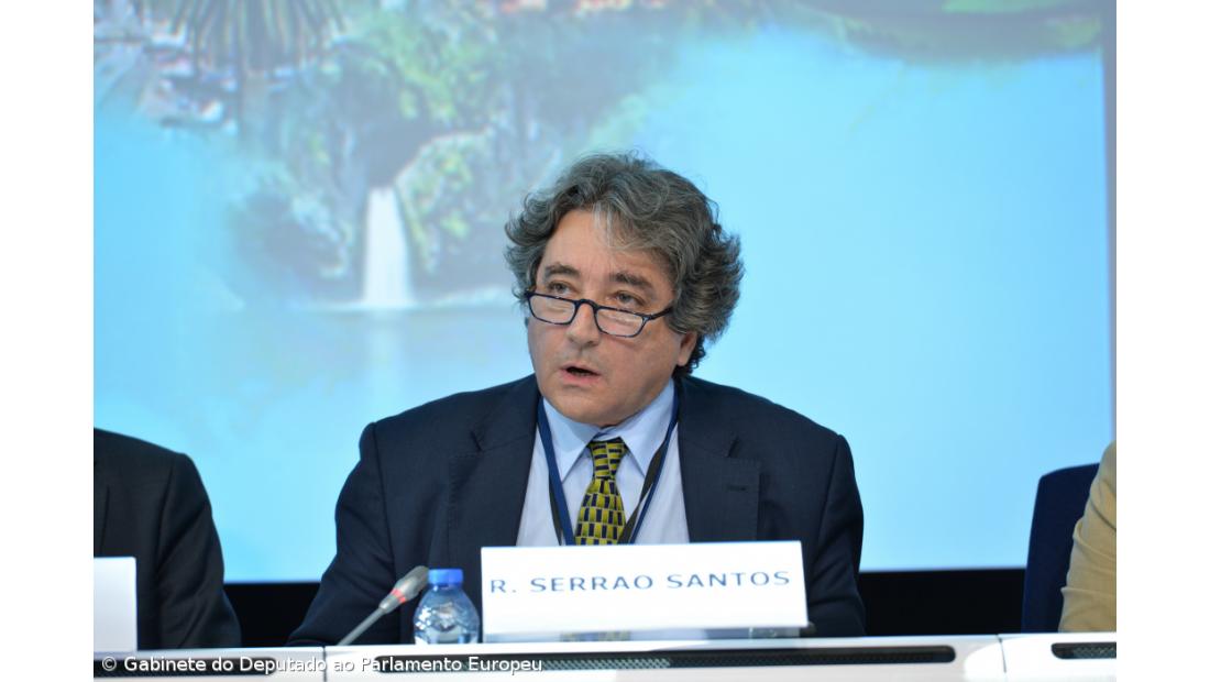 Serrão Santos pede Europa atenta a desafios sociais e ecológicos