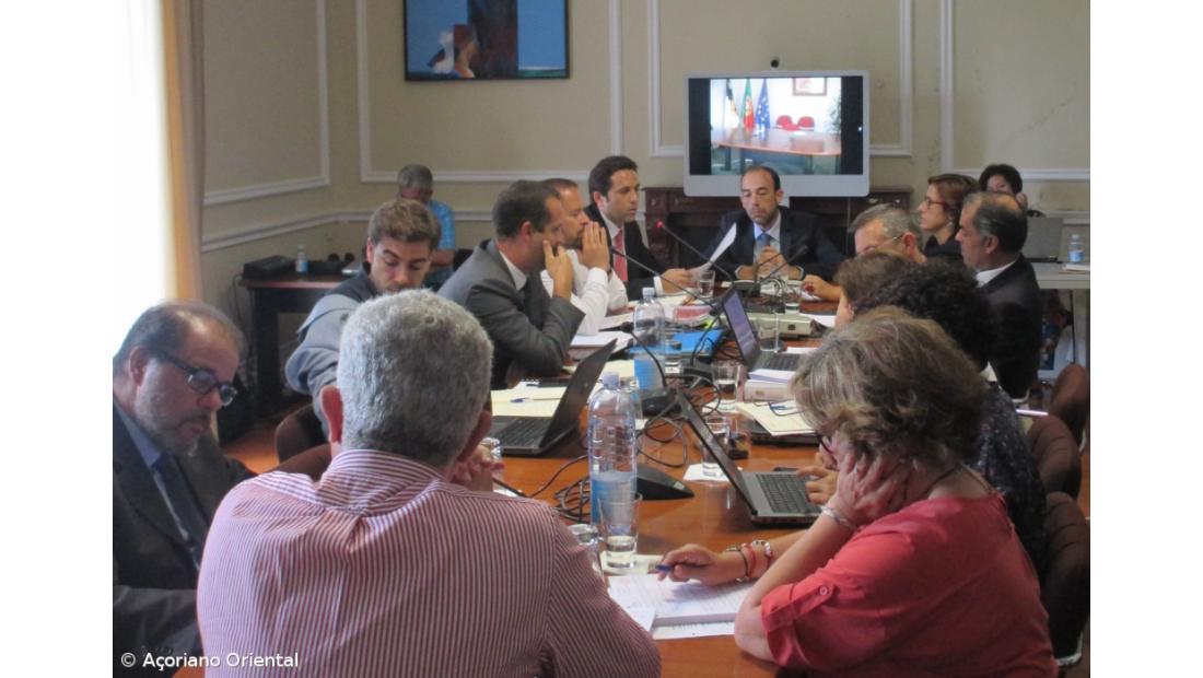 Comissão de inquérito pede informações à SATA sobre despedimento de piloto