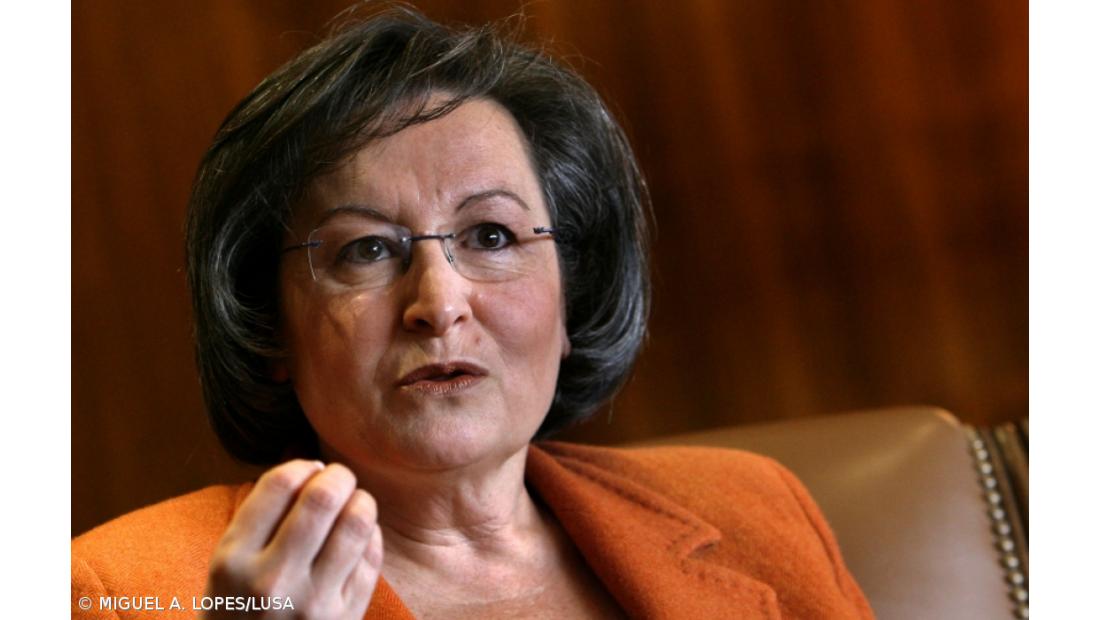 Ex-ministra da Educação condenada a 3 anos e seis meses de prisão com pena suspensa