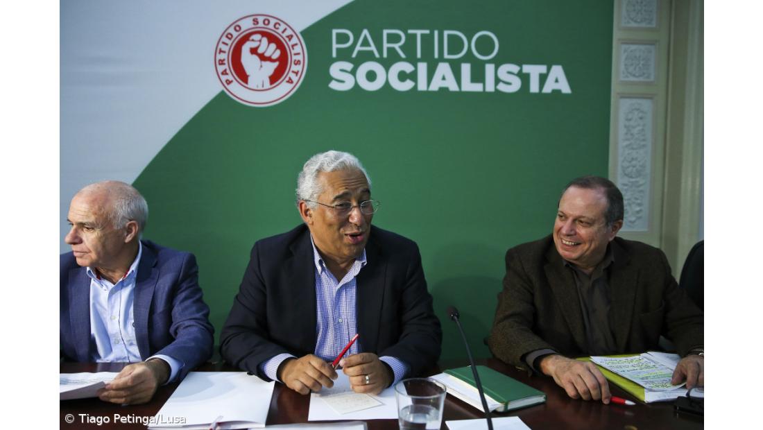 Comissão Política do PS aprova por larguíssima maioria acordo para governar com esquerda