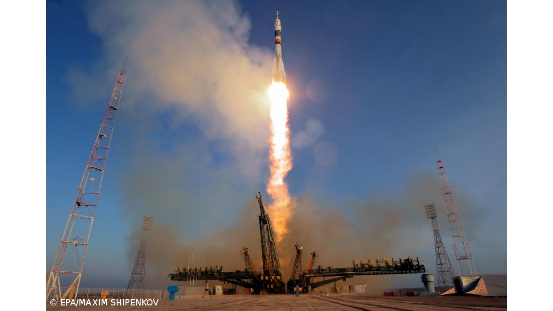 Nave espacial russa Soyuz TMA-19M parte rumo à Estação Internacional