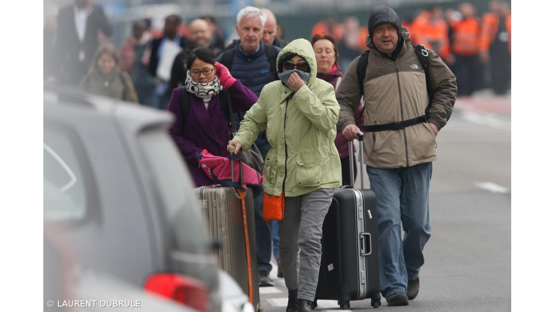 Pelo menos 26 mortos e 136 feridos, entre os quais uma portuguesa      