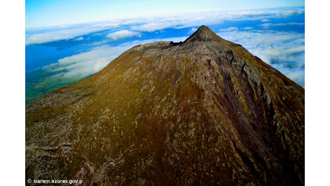 Mais de 12 mil pessoas escalaram em 2016 a montanha do Pico
