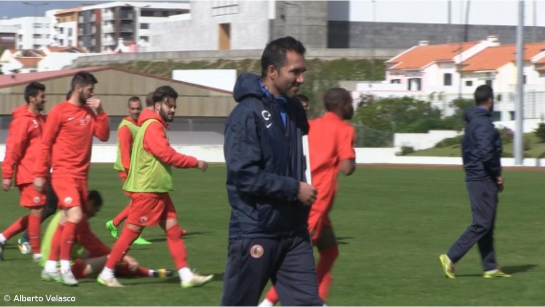 Carlos Pinto deixa Santa Clara e assina pelo Paços de Ferreira
