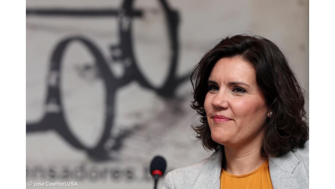 Cristas rejeita que CDS tenha mudado de posição, que é “clarinha como a água