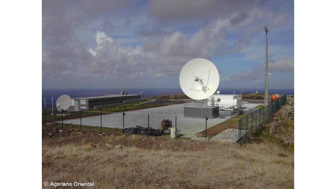 Nova antena para rastreio de satélites da Agência Espacial Europeia instalada nos Açores