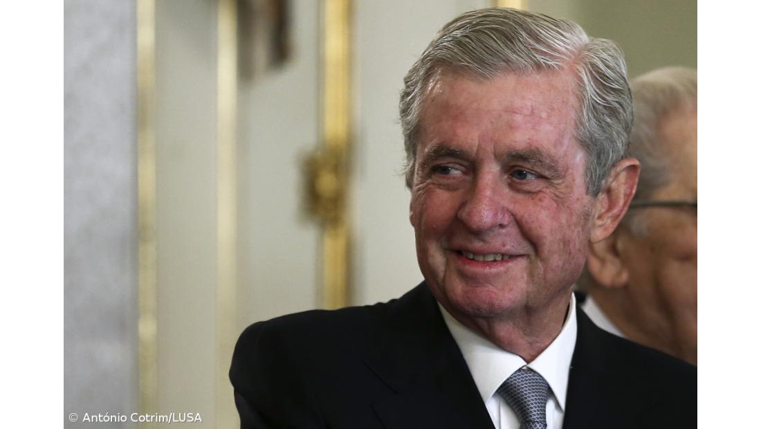 Morreu cirurgião Lobo Antunes 