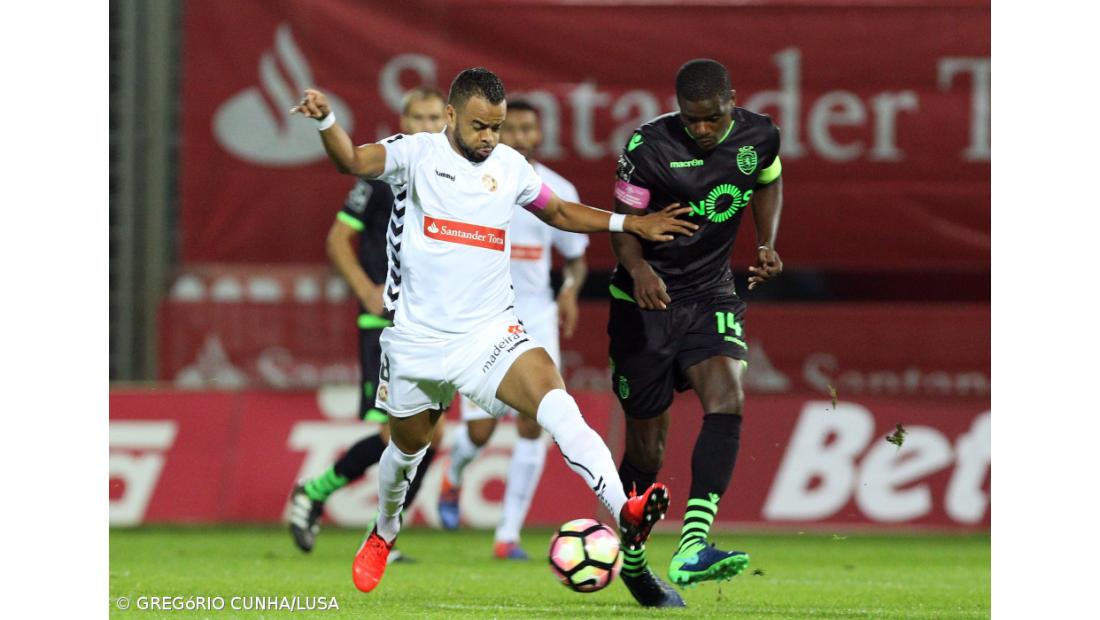 Sporting cede terceiro empate consecutivo e fica a sete pontos do Benfica (vídeos)