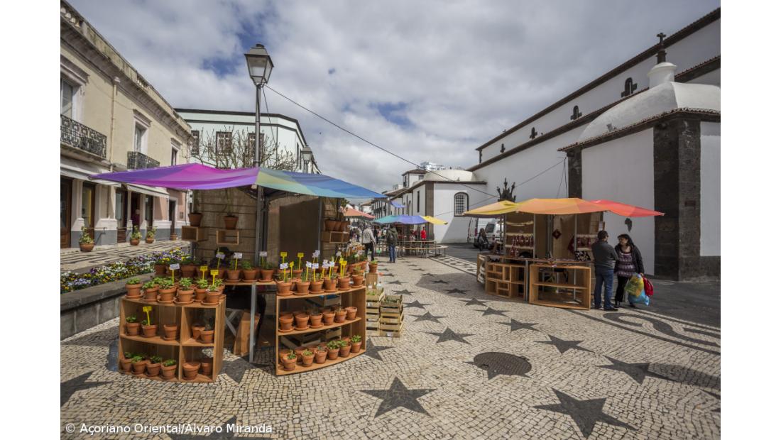 Mercado Urbano de Artesanato anima Centro Histórico de Ponta Delgada