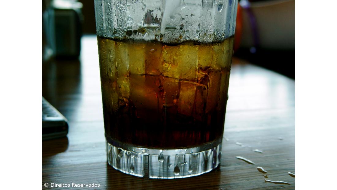 Governo proíbe bolos, salgados e snacks nos bares das unidades de saúde públicas