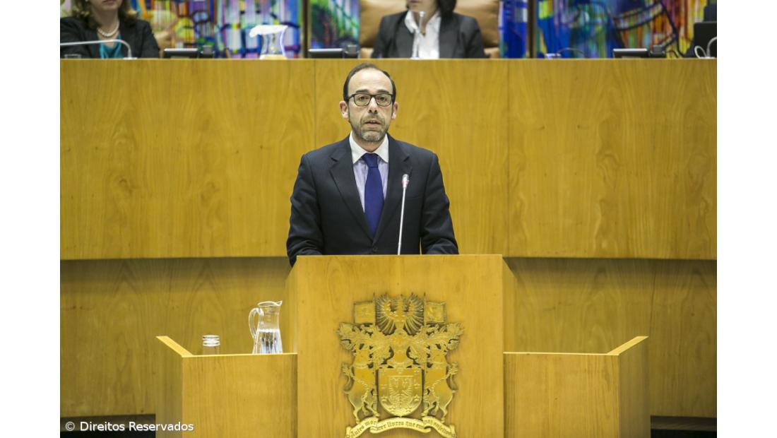 PS/Açores pede que “oposição responsável” dê benefício da dúvida