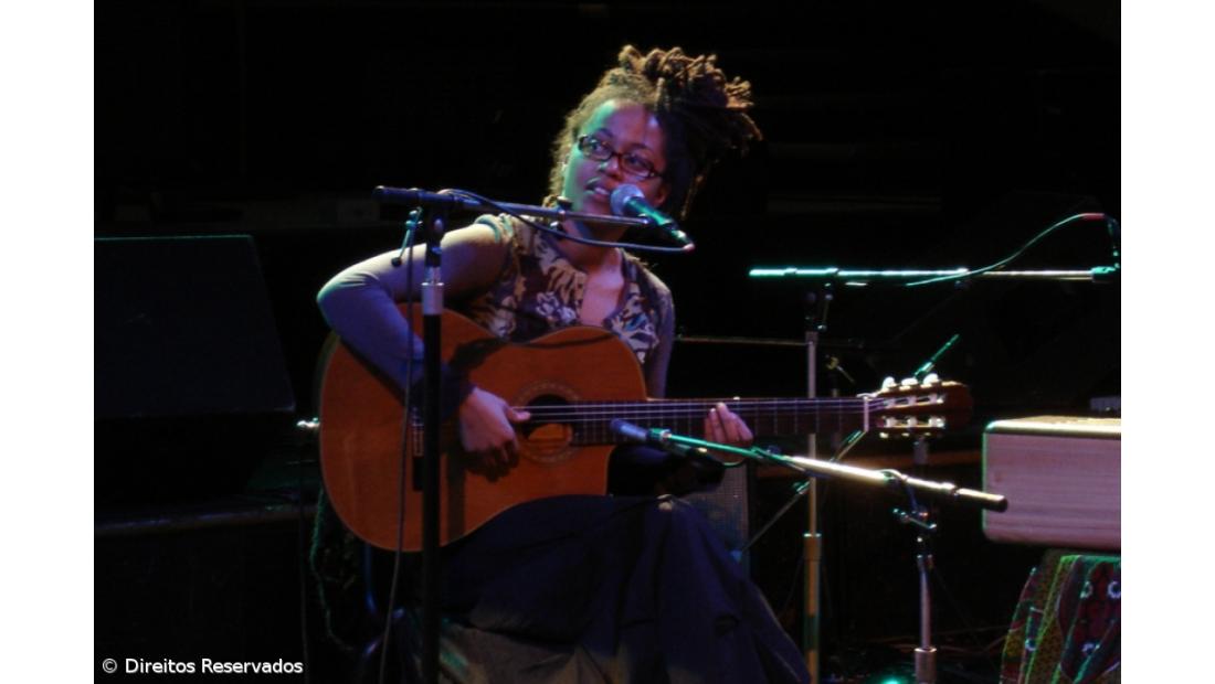 Sara Tavares, Capicua e Mariza atuam no dia 18 em Paris em espetáculo gratuito