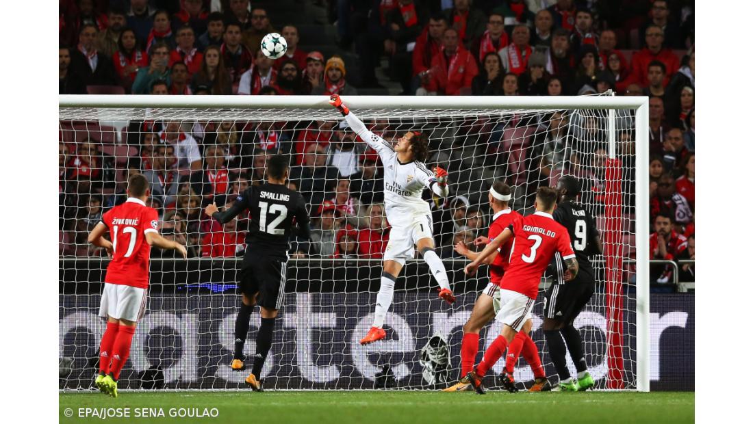 Benfica perde com Manchester United e mantém último lugar do Grupo A