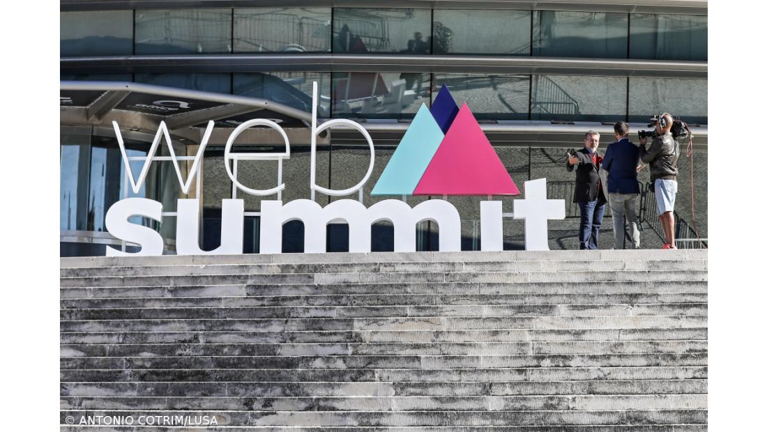 Web Summit com líderes do Ebay e Axa e personagem da Guerra dos Tronos