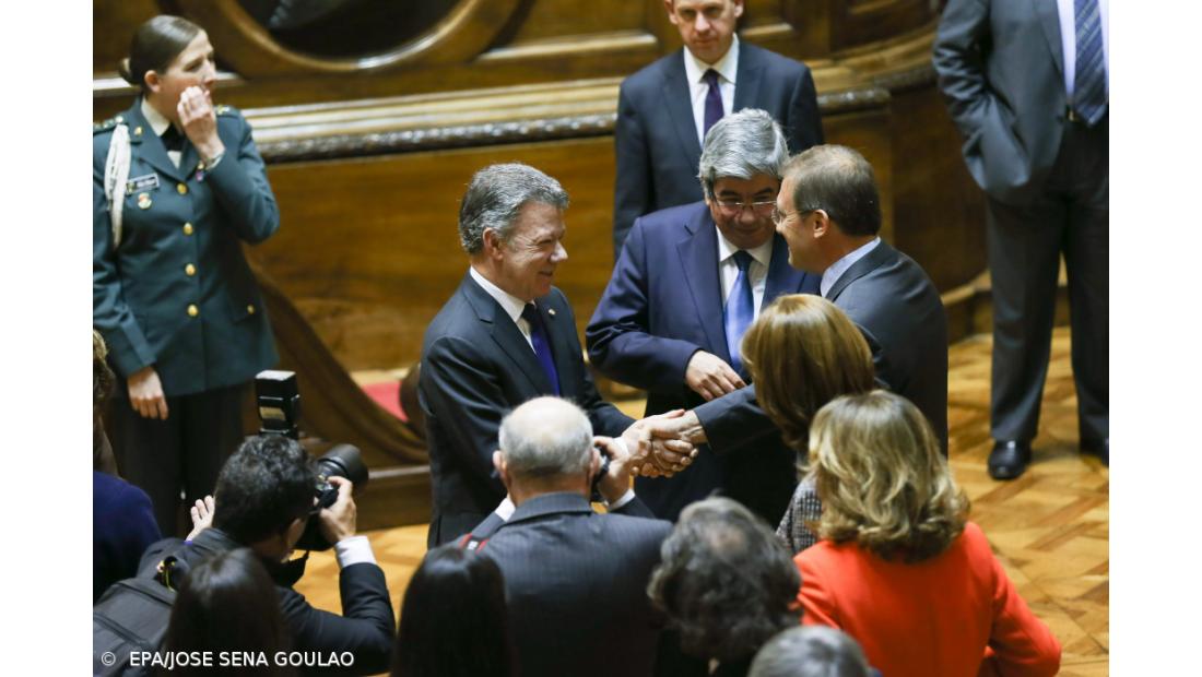 Ramalho Eanes elogia "caminho dificil" de Juan Manuel Santos para a paz na Colômbia  – Imagem 3