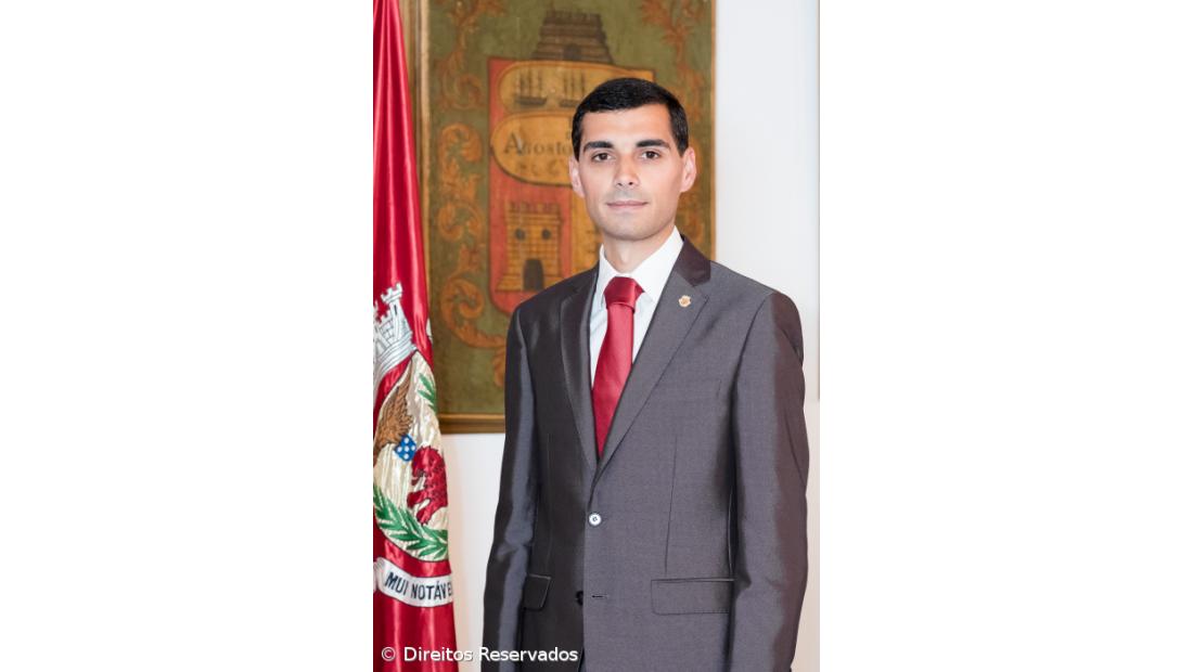 Santos Silva recusa a presença de Tibério Dinis na reunião com os EUA