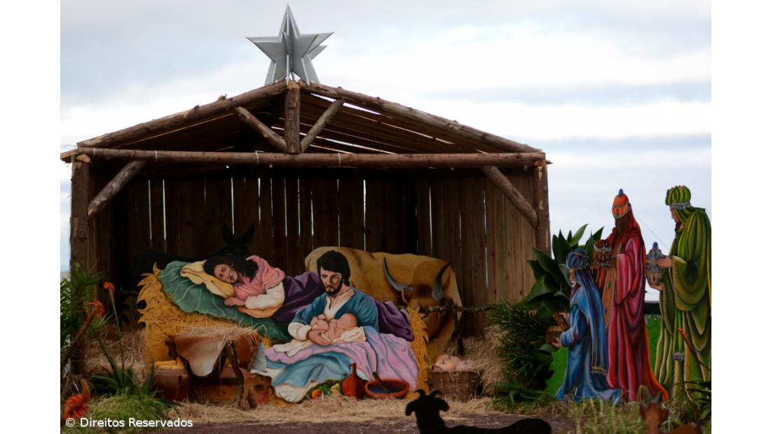 Centro histórico da Ribeira Grande com presépio em tamanho real – Imagem 3