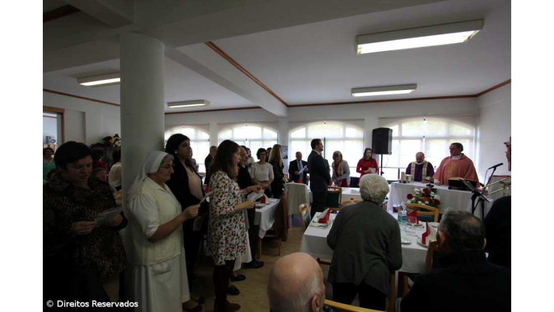 Utentes da Misericórdia do Nordeste celebram a magia do Natal – Imagem 3
