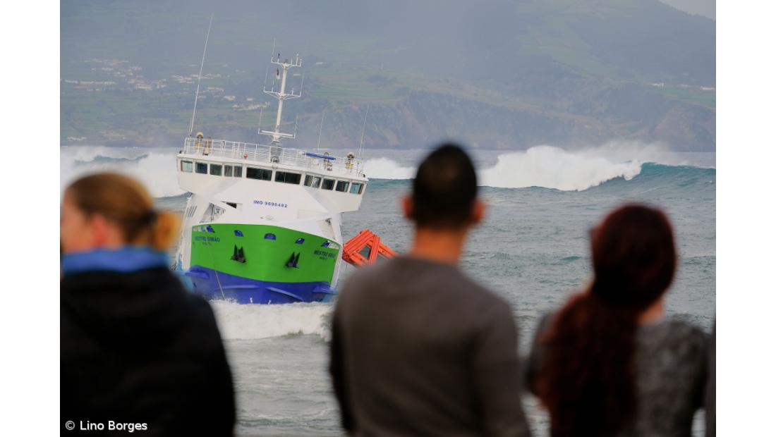 Trabalhadores da Atlânticoline suspendem greve devido a acidente com “Mestre Simão” 
