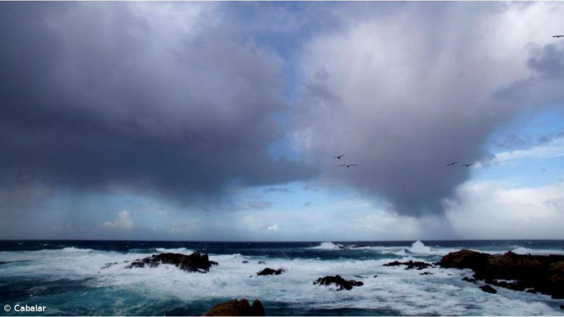 Pescador morre na sequência de queda de falésia em Cascais