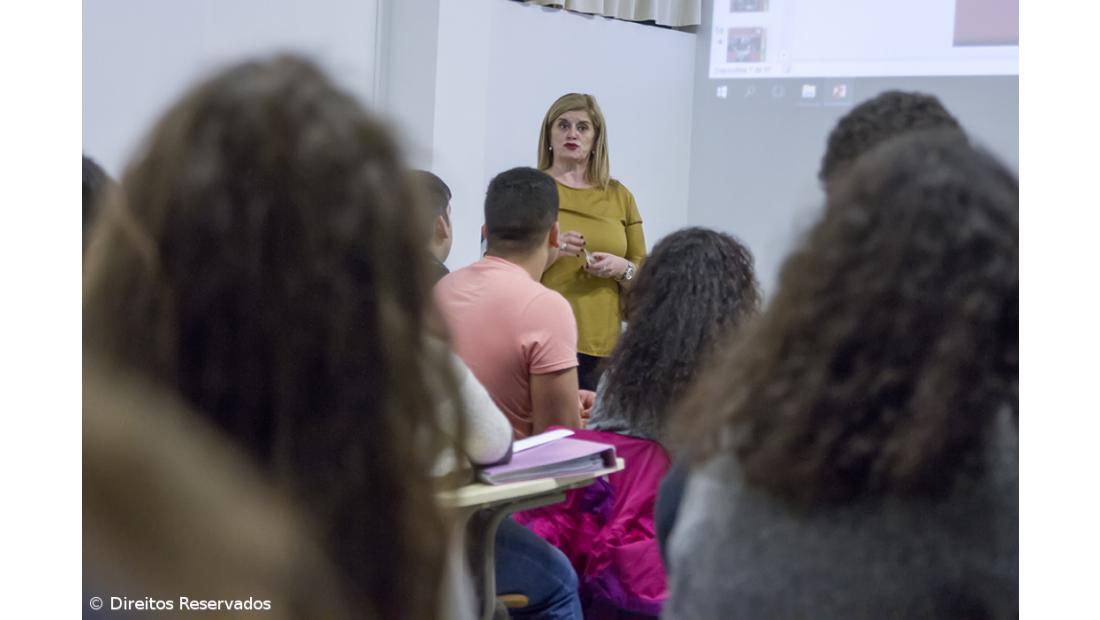 UMAR dá aula sobre igualdade de género na Lagoa – Imagem 2
