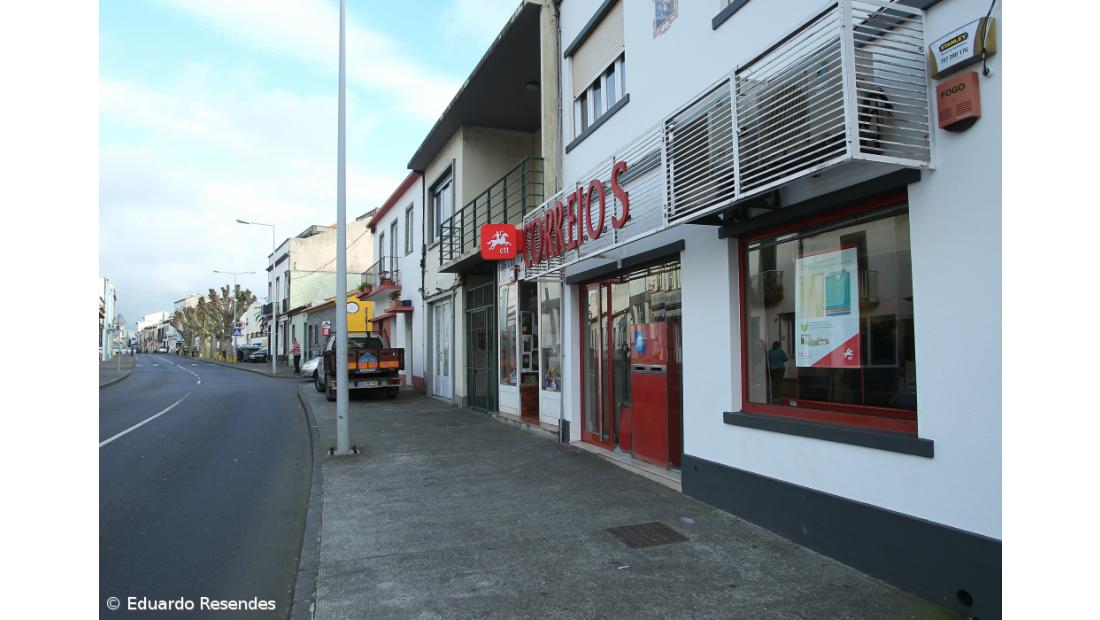 PS critica a "total inércia" da CMPD quanto à loja CTT na Calheta  – Imagem 1