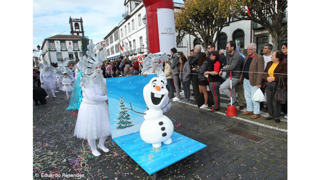 Mais de 3 mil participantes no Corso de Carnaval do dia 1 de março