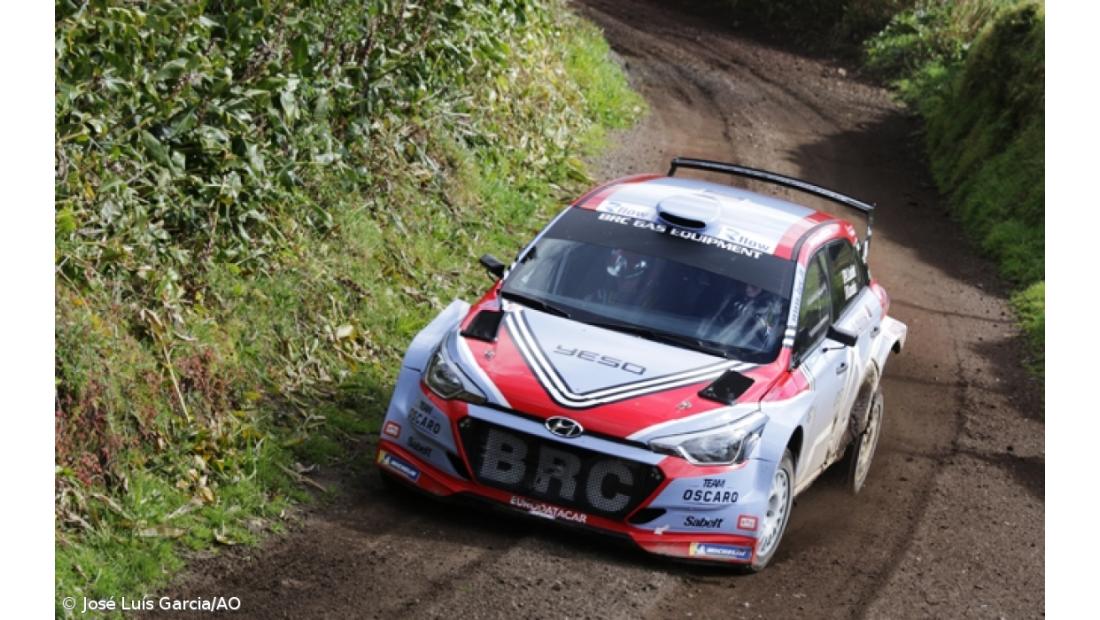 Equipas afinam máquinas para o rali (FOTOGALERIA) – Imagem 14