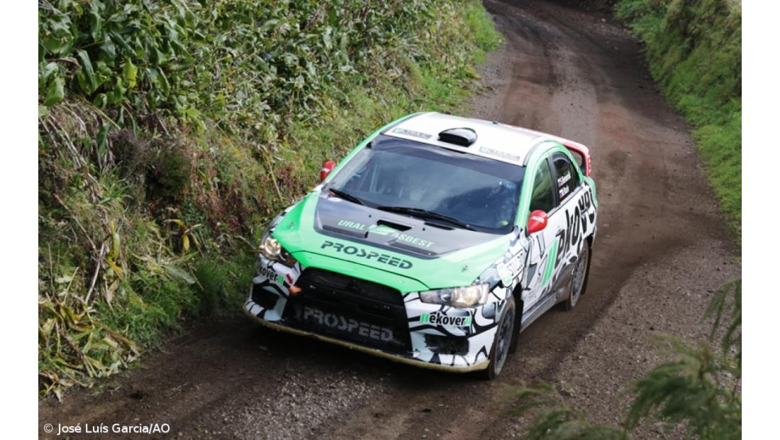 Equipas afinam máquinas para o rali (FOTOGALERIA) – Imagem 16