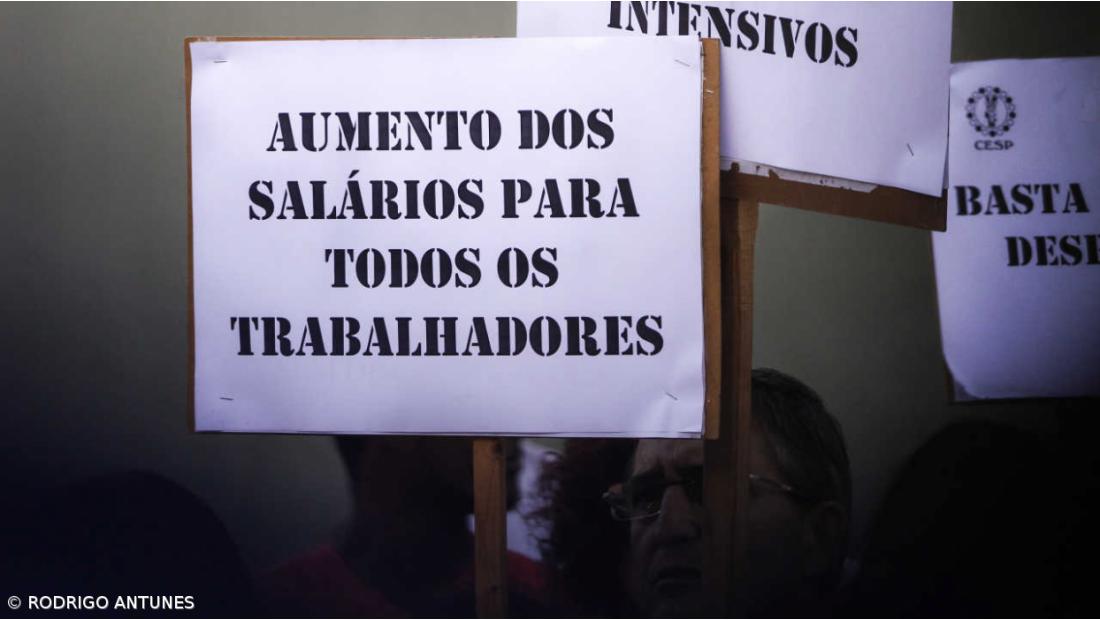 Trabalhadores da administração local protestam em Lisboa pelo aumento dos salários