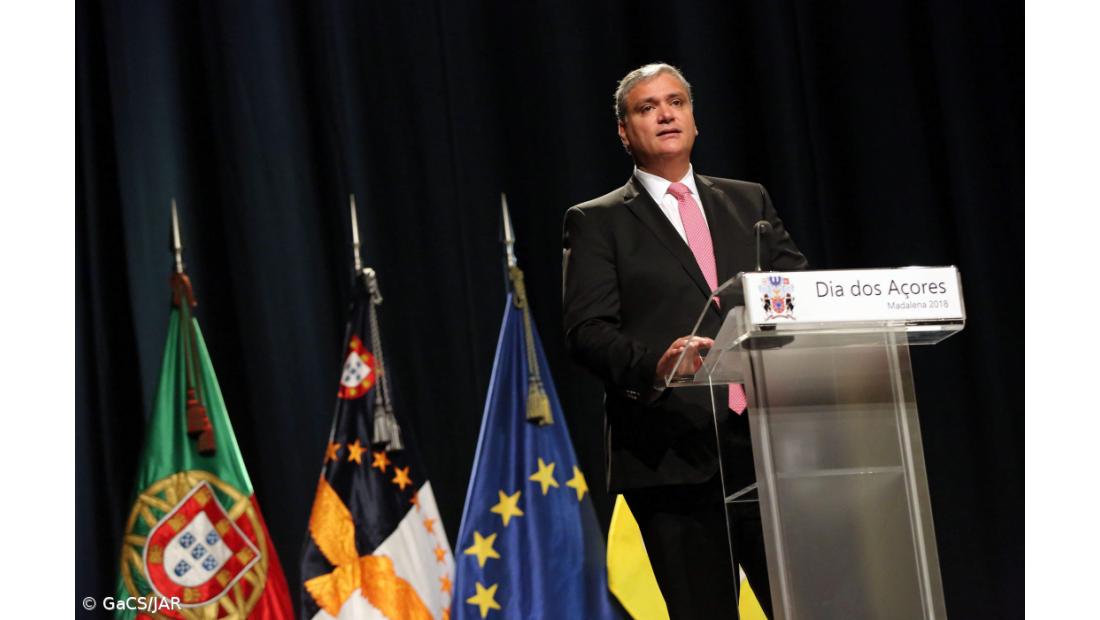 Vasco Cordeiro anuncia "primeiro impulso" para processo de descentralização nos Açores