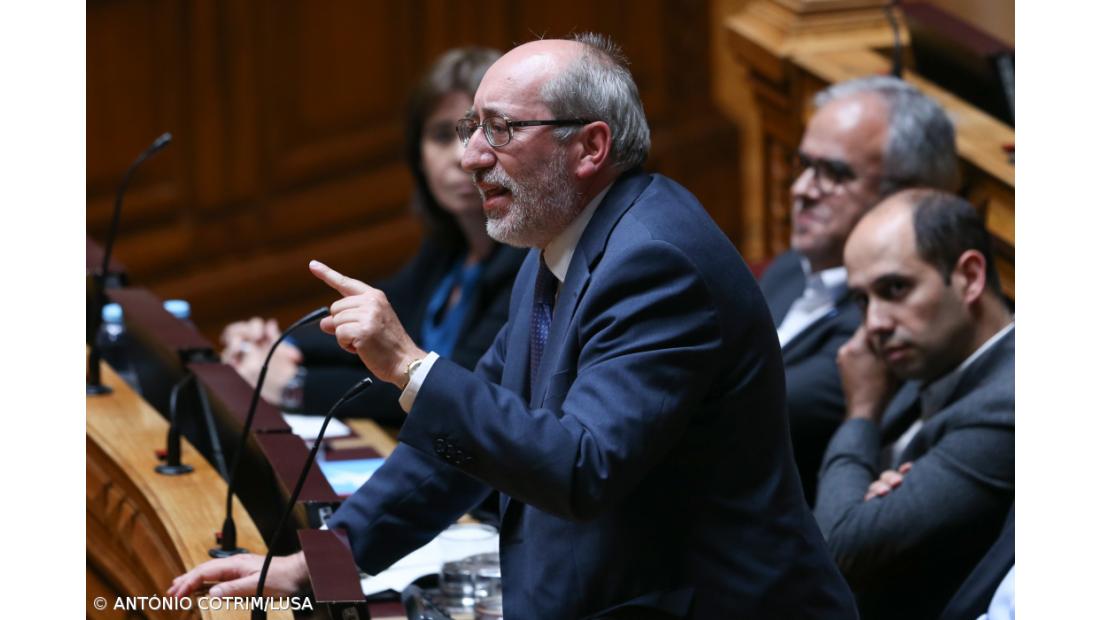 PCP diz que data das eleições é "incompreensivelmente tardia" 