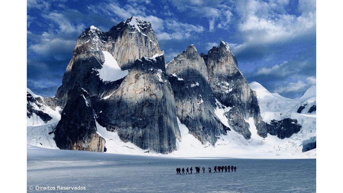 Açoriano ruma à ‘Sala do Trono dos Reis da Montanha’ – Imagem 2