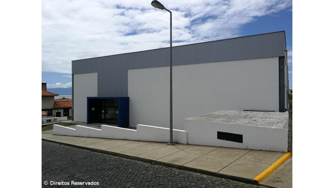 PPM pede que Governo Regional assuma manutenção do polidesportivo do Corvo – Imagem 1