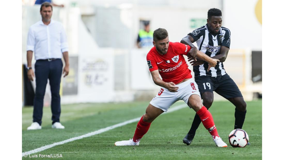 Portimonense e Santa Clara empatam 2-2