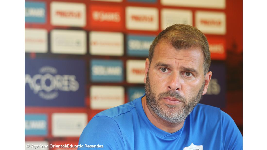 Santa Clara recebe Vitória de Setúbal com ambição de garantir já a manutenção