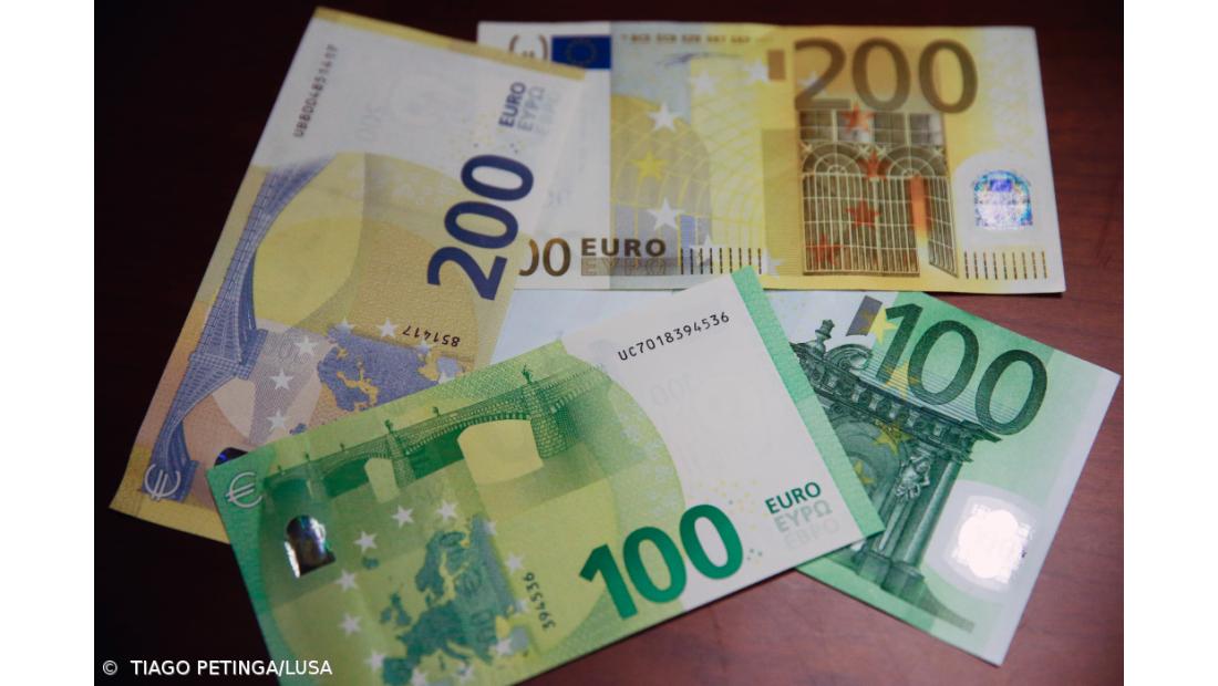 Juros da dívida portuguesa caem a dois anos e sobem a cinco e a 10 anos