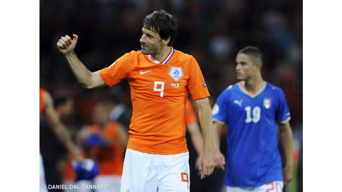  Holanda "humilha" Itália campeã do Mundo