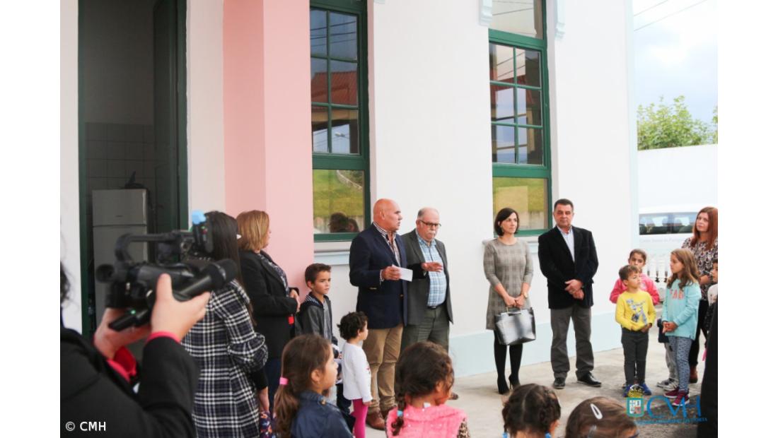 Câmara Municipal da Horta destaca papel da APADIF na comunidade local