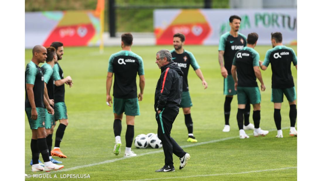Seleção cumpre último treino antes da receção à Polónia