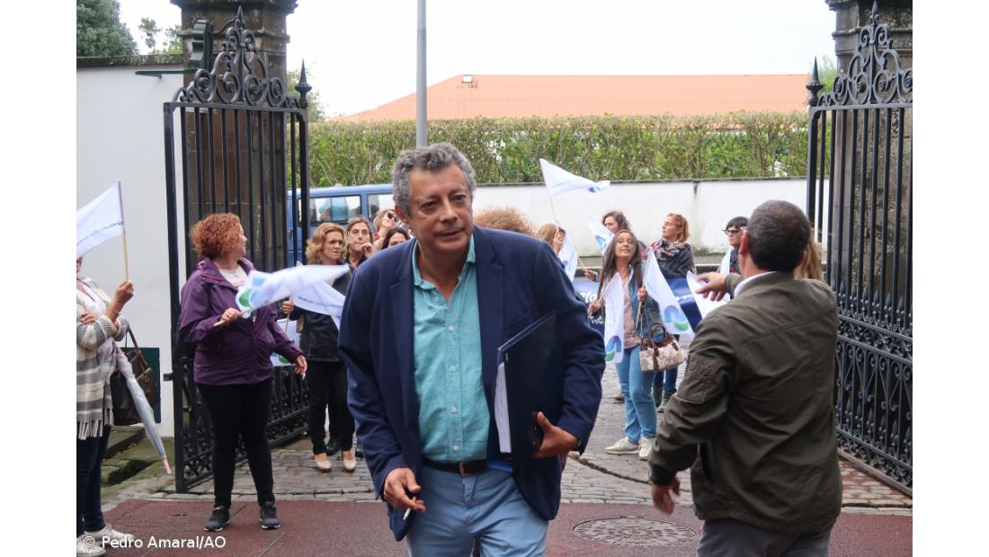 Problema de professores sem habilitação vai agravar-se nos Açores 