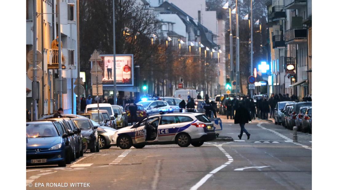 Três homens detidos em França por alegado ato terrorista