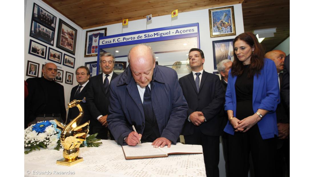 Pinto da Costa promete vir festejar o título aos Açores (fotogaleria) – Imagem 3