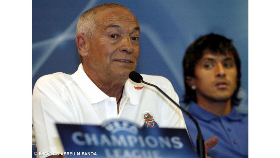 Jesualdo chama cinco sub-19 para preparar jogo com Académica 