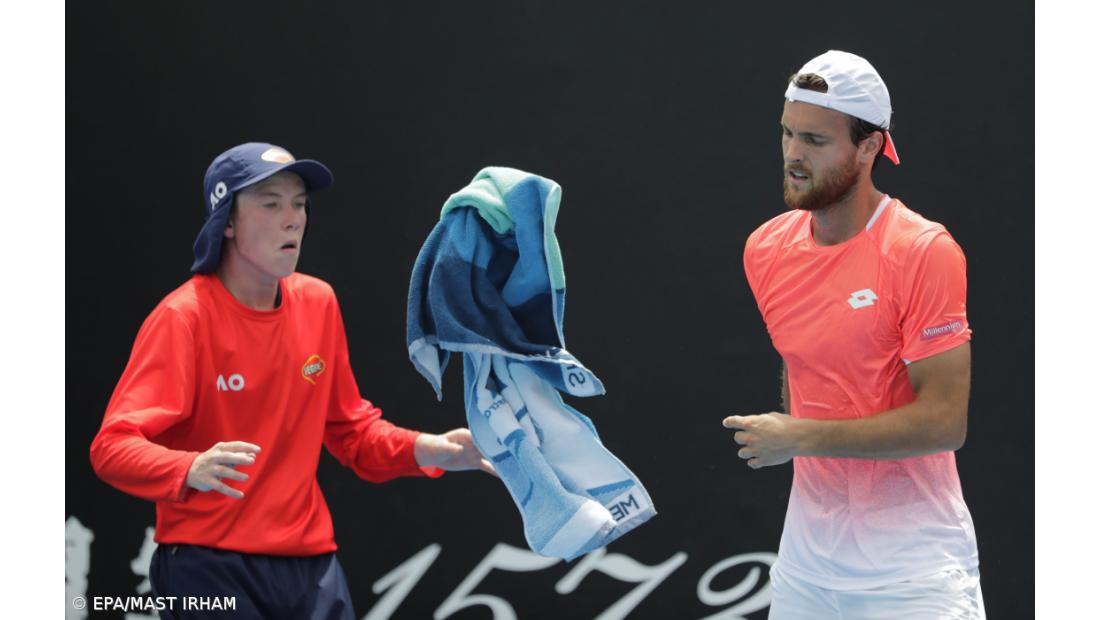 João Sousa bate Pella em cinco 'sets' e avança para a segunda ronda – Imagem 2