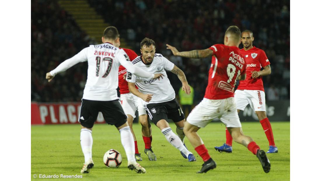 Santa Clara começa campeonato em casa contra o Famalicão